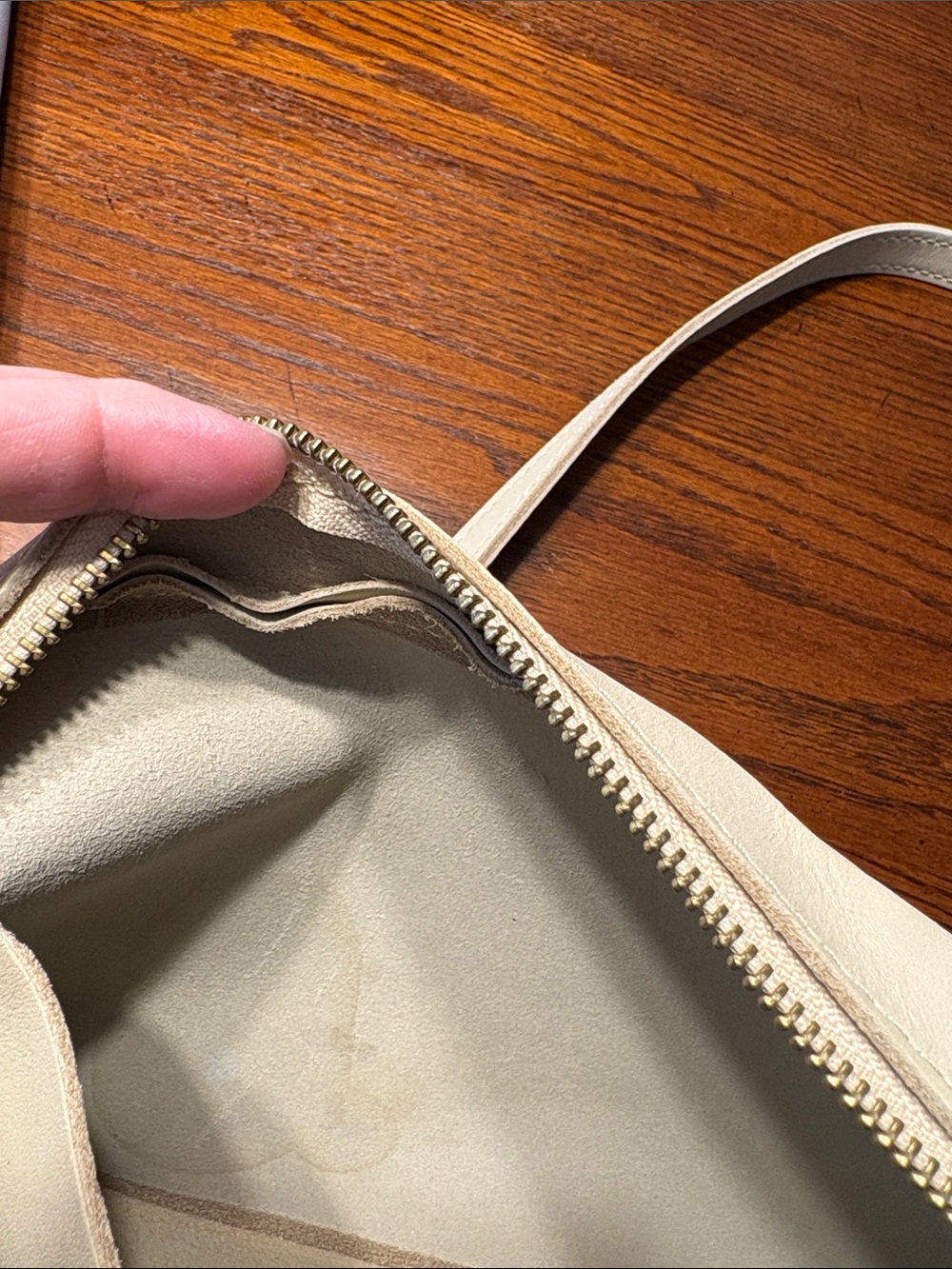 Portland Leather Large Camera Bag, Wildflower pattern, bone color. - Picture 10 of 11